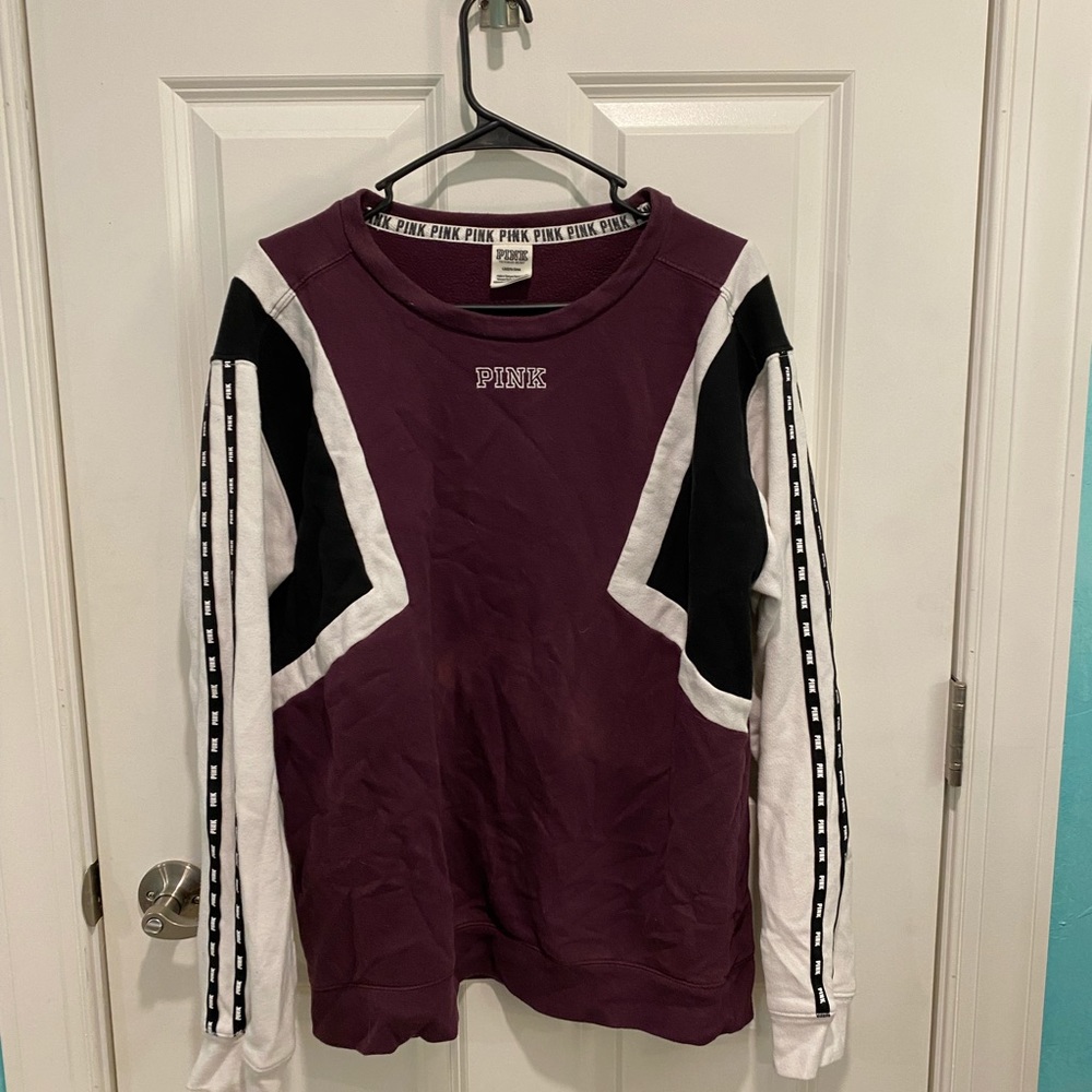 VS Pink Crewneck Sweatshirt